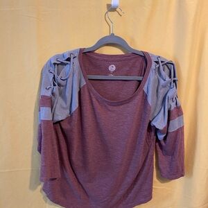 SO Mauve and Gray Lace-Up Shoulder Short Sleeve Top